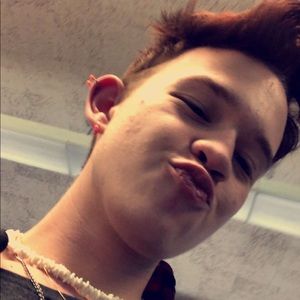 Meet your Posher, Kiros